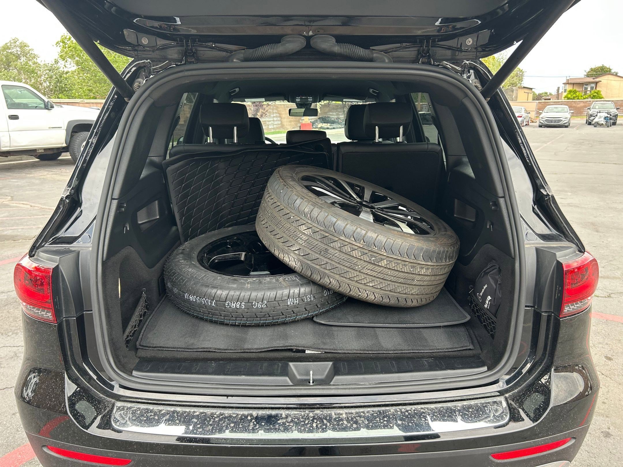 Used 2022 Mercedes-Benz GLB 250 4MATIC image 25