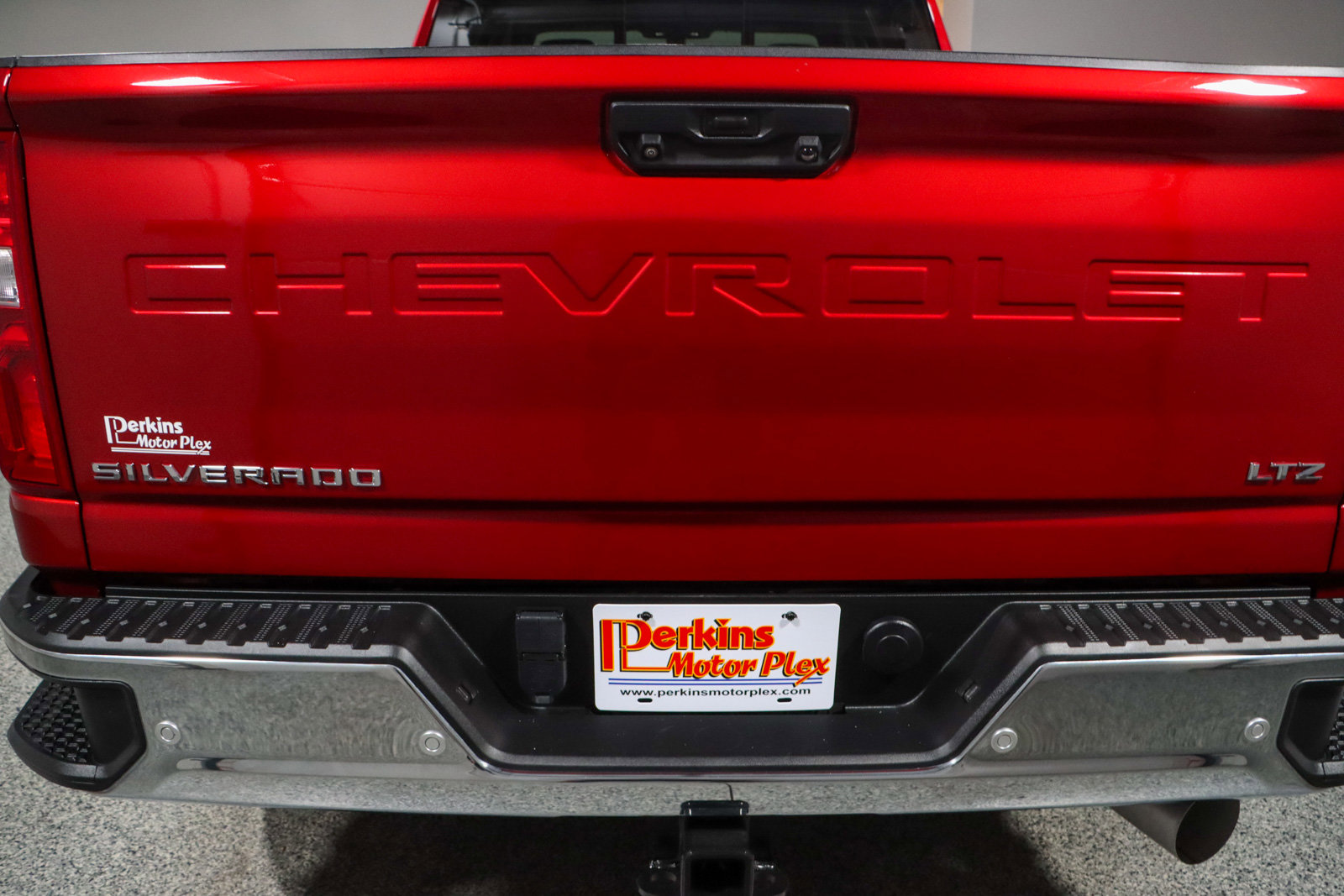 Used 2022 Chevrolet Silverado 2500 LTZ w/ LTZ Plus Package image 8