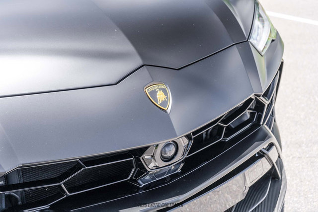Used 2021 Lamborghini Urus AWD/4WD image 47