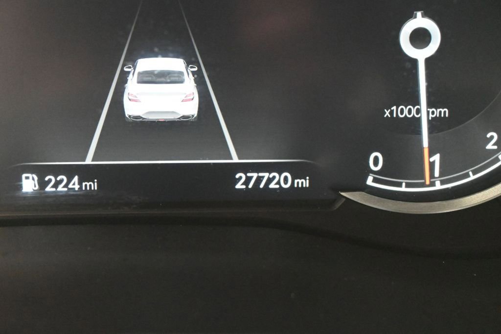 Used 2023 Genesis G70 2.0T AWD/4WD image 16