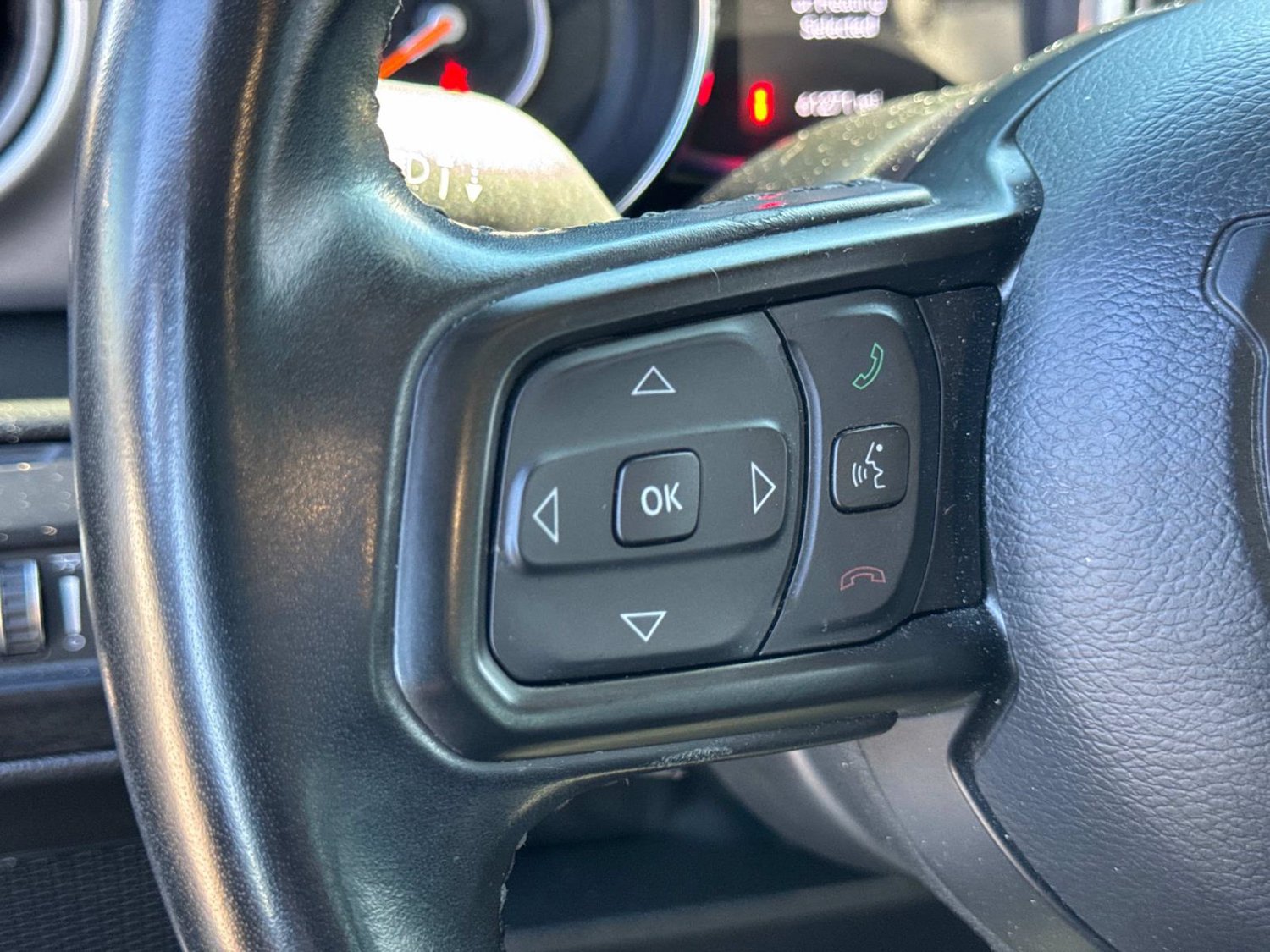 Used 2022 Jeep Wrangler Sport AWD/4WD image 29