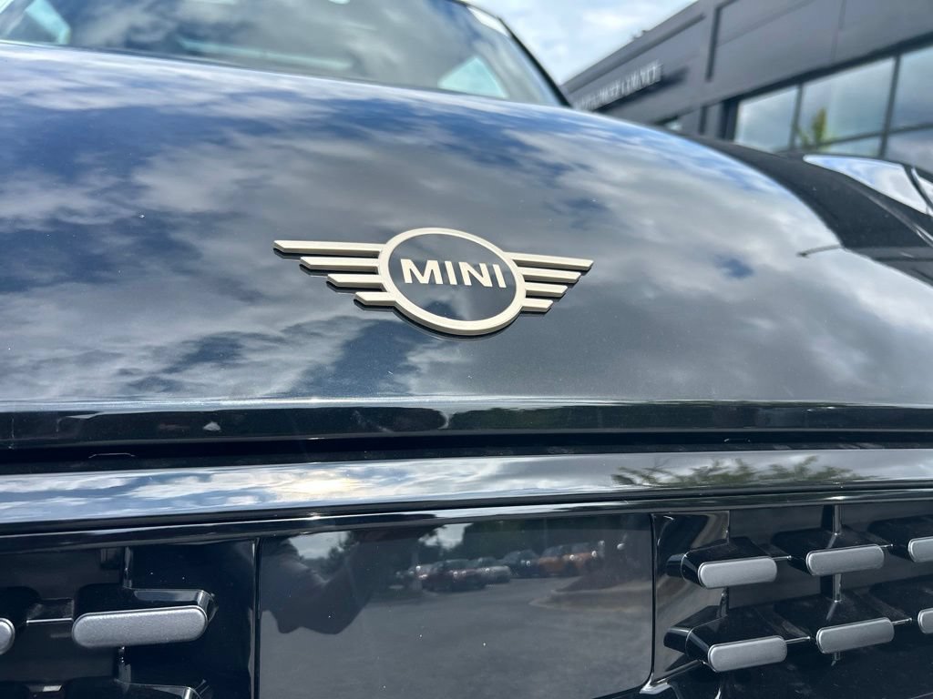 New 2027 MINI Cooper 2-Door Hardtop FWD image 16