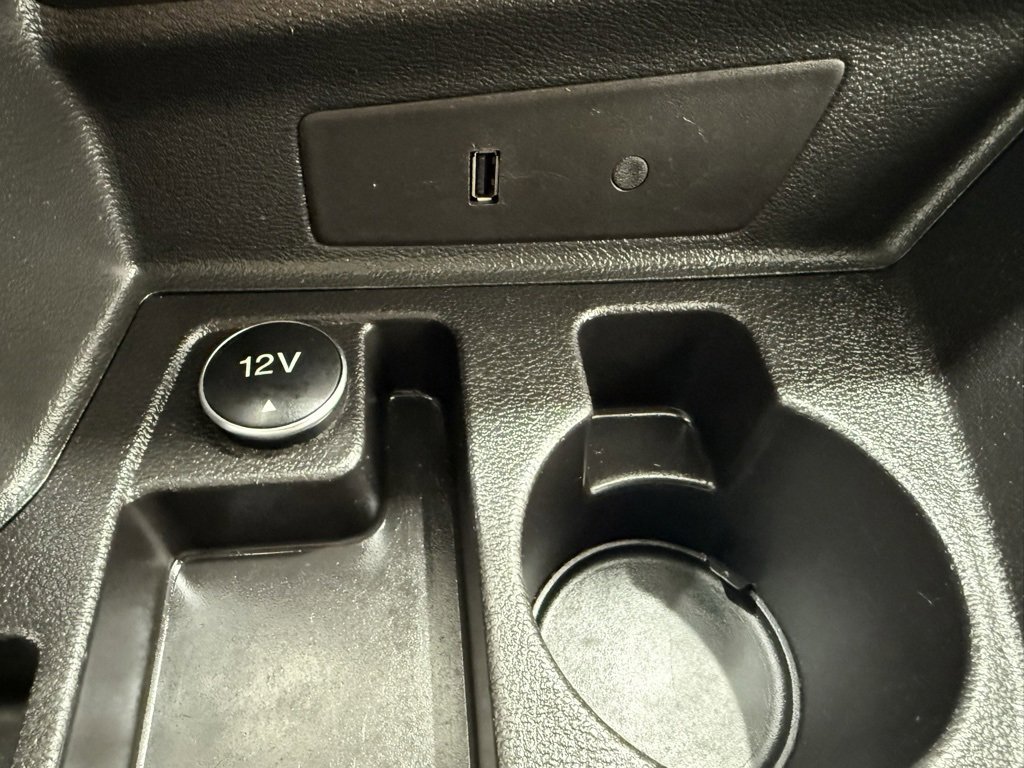 Used 2019 Ford Transit 350 XLT image 31