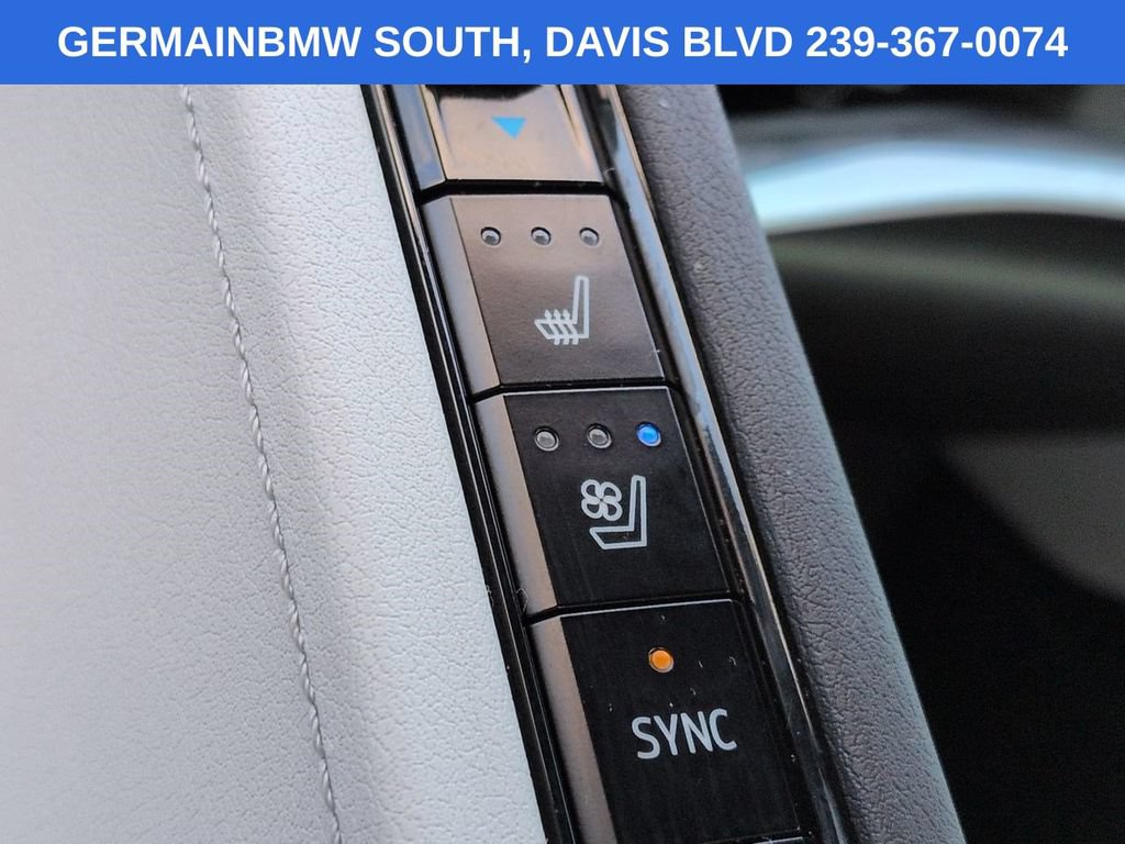 Used 2020 Chevrolet Corvette Stingray Preferred Cpe w/ 2LT Preferred Equipment Group RWD image 24