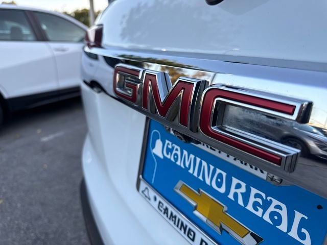 Certified 2023 GMC Acadia SLT image 34