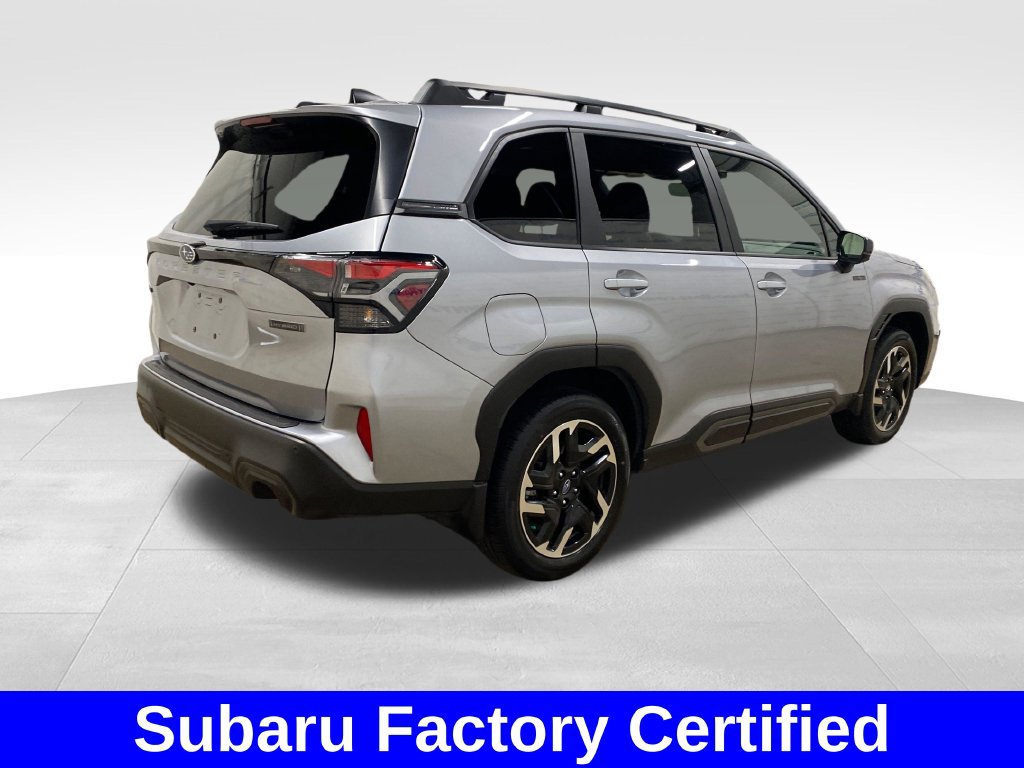 Used 2025 Subaru Forester Limited AWD/4WD image 4