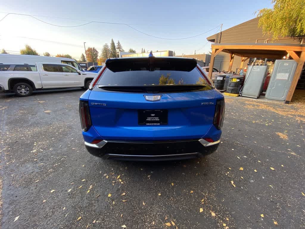 Certified 2026 Cadillac Optiq Luxury 2 AWD/4WD image 5
