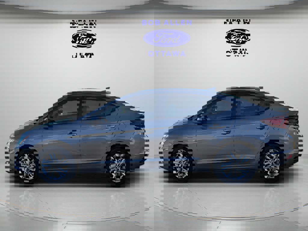 Used 2019 Hyundai Elantra SEL image 2