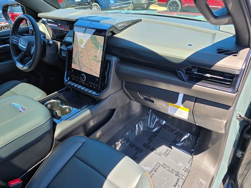 New 2026 GMC Yukon AT4 w/ AT4 Premium Plus Package AWD/4WD image 31