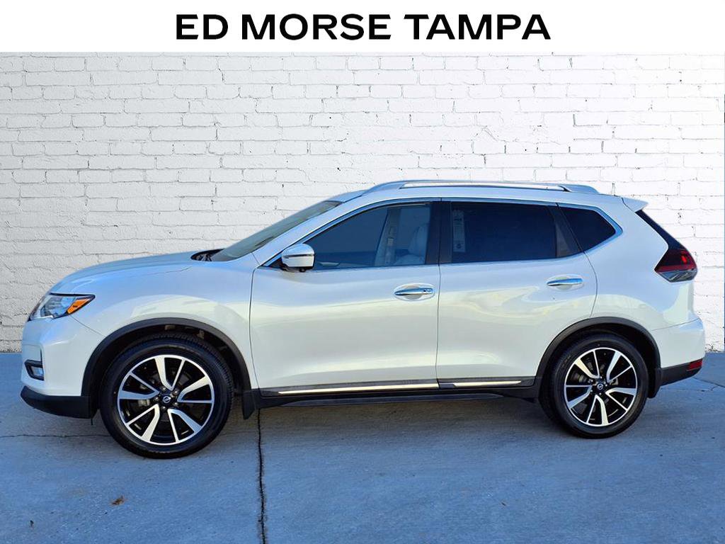 Used 2019 Nissan Rogue SL w/ Premium Package image 2