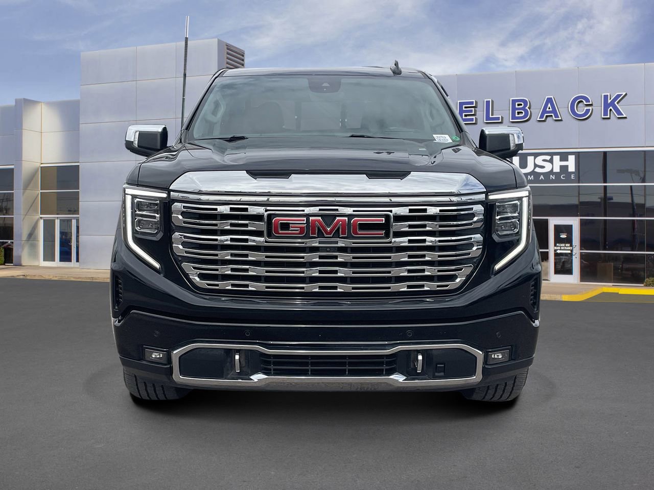 Used 2022 GMC Sierra 1500 Denali w/ Denali Reserve Package image 9