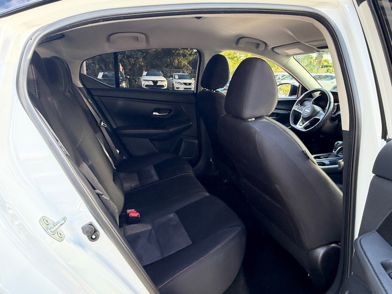 Certified 2024 Nissan Sentra SR FWD image 15