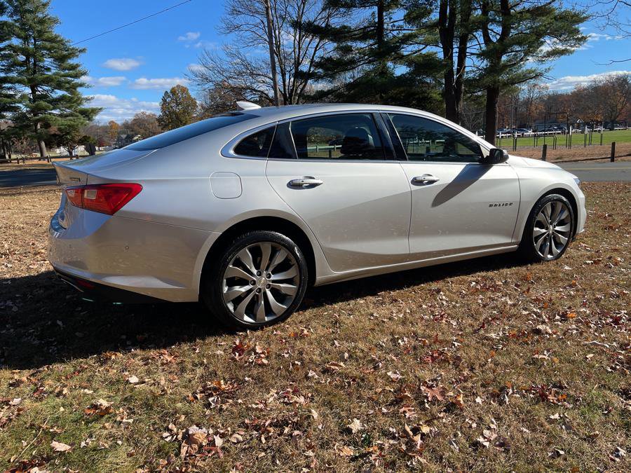 Used 2017 Chevrolet Malibu Premier w/ Premier Sun and Wheel Package FWD image 3