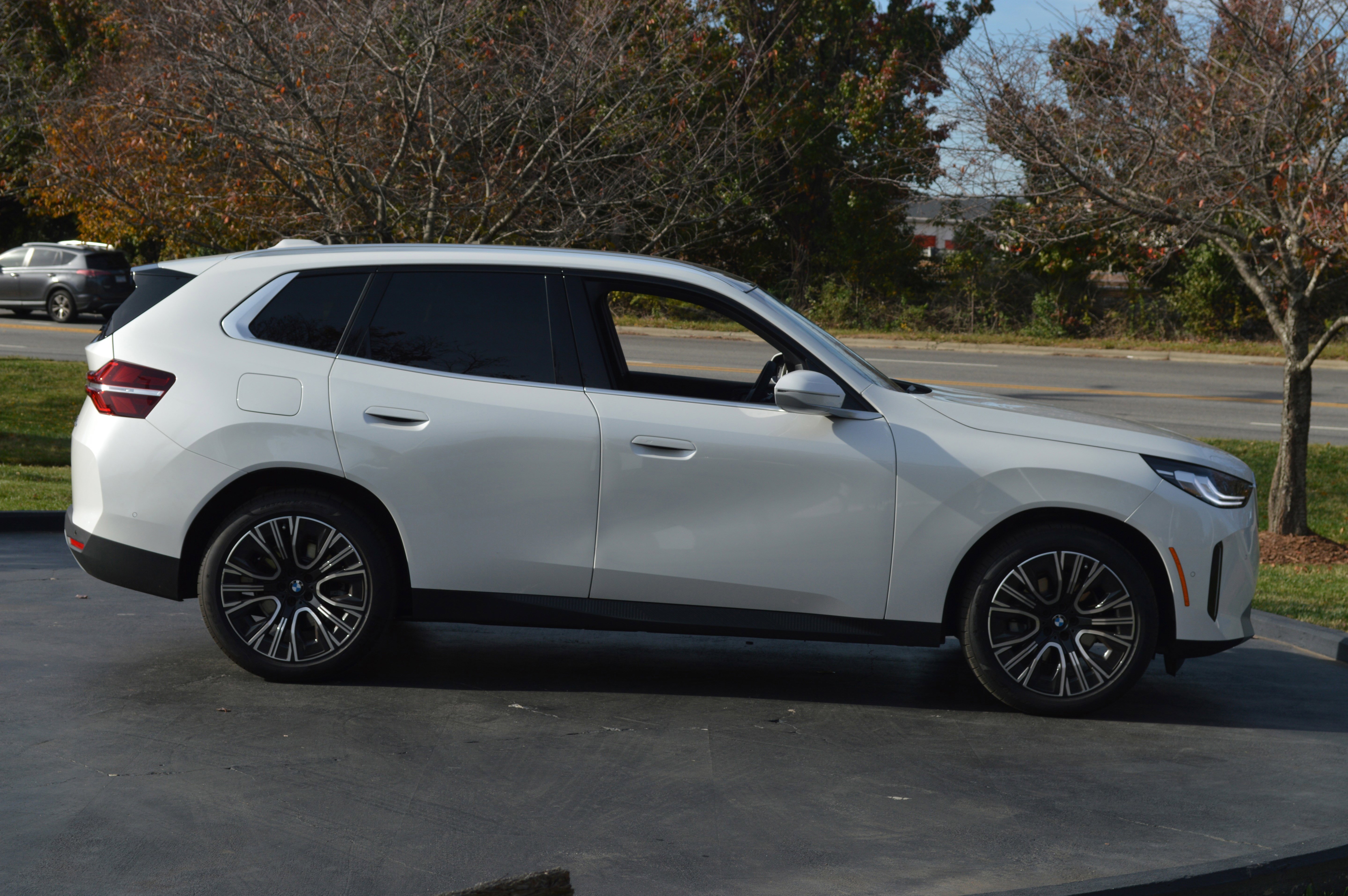 Used 2026 BMW X3 xDrive30 w/ Convenience Package image 12