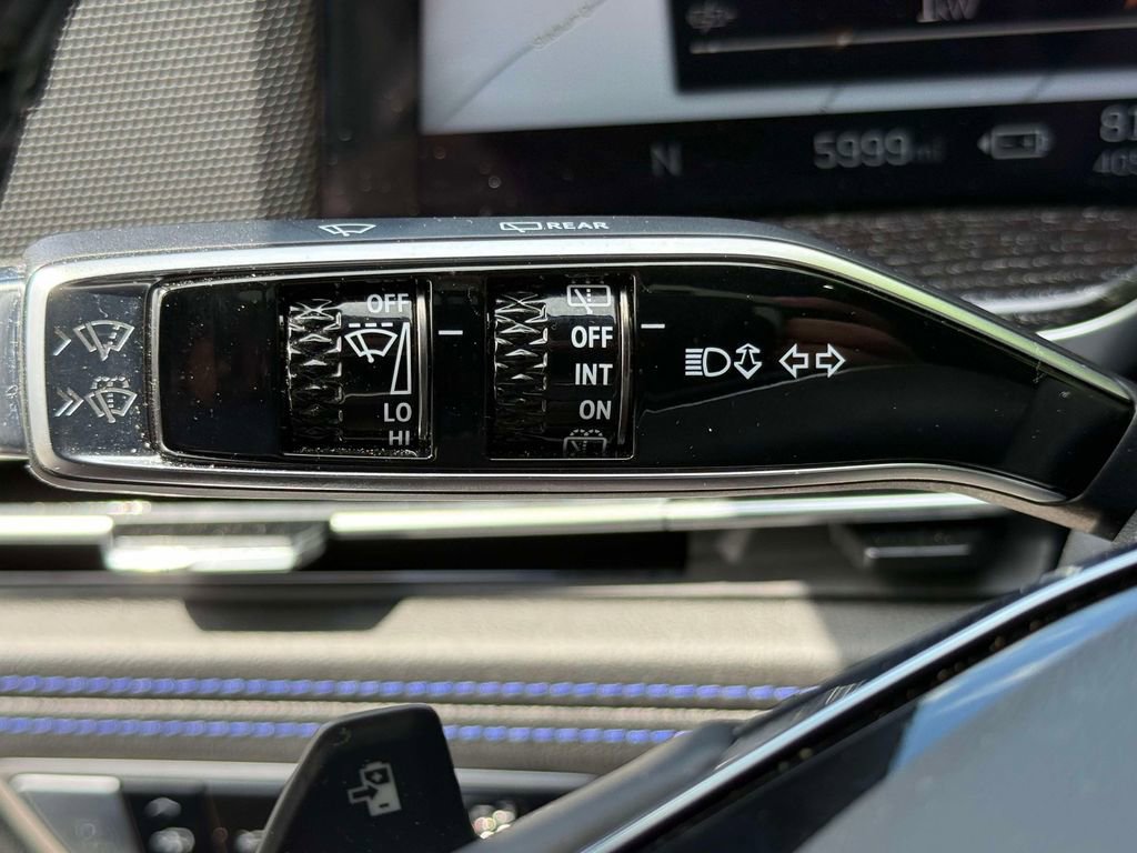 Used 2026 Cadillac Escalade IQL Sport 1 AWD/4WD image 29