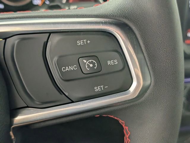 Used 2023 Jeep Wrangler Unlimited Rubicon w/ Cold Weather Group AWD/4WD image 15