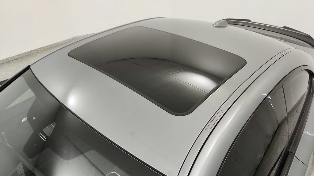 Used 2025 BMW M2 w/ Lighting Package RWD image 17
