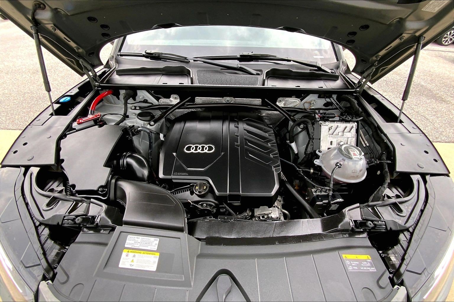 Used 2023 Audi Q5 2.0T Premium Plus w/ Premium Plus Package AWD/4WD image 13