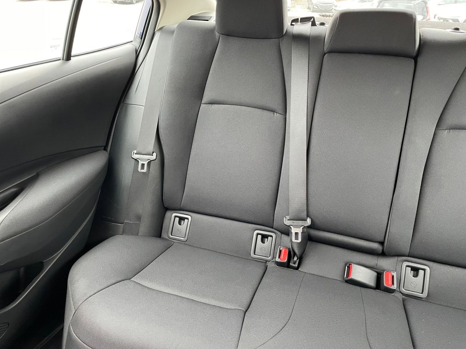 Used 2025 Toyota Corolla LE image 37