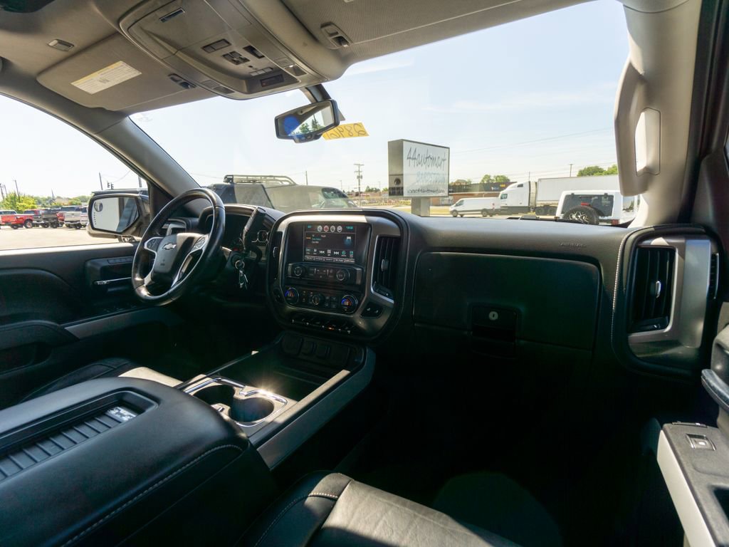 Used 2016 Chevrolet Silverado 1500 LTZ Z71 w/ Midnight Edition image 27