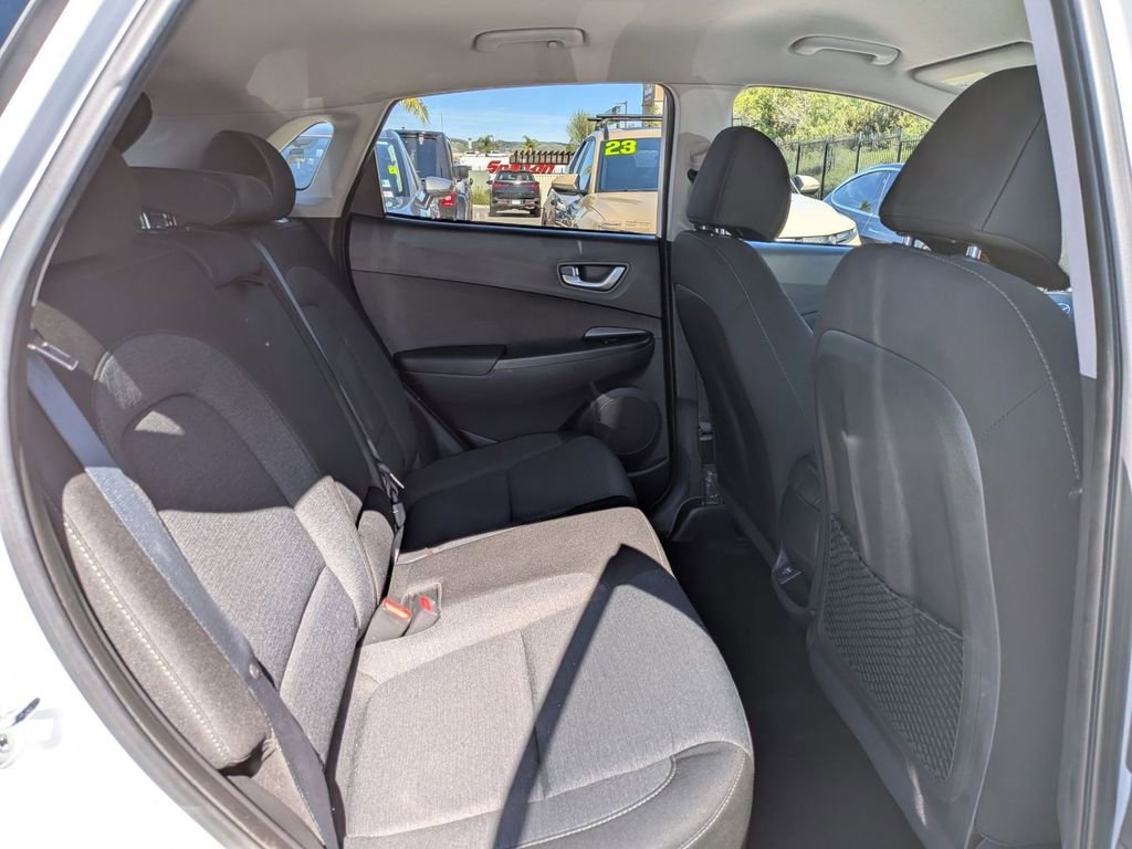 Certified 2023 Hyundai Kona SE w/ Cargo Package image 30