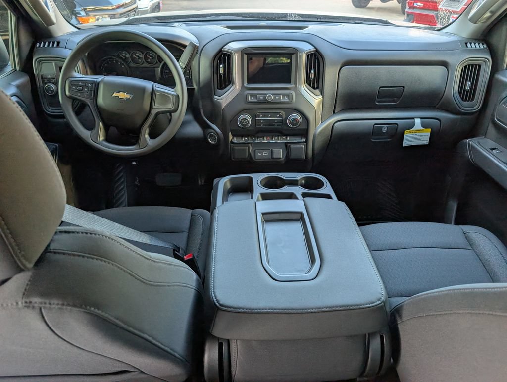 New 2026 Chevrolet Silverado 1500 Custom w/ LPO, Dark Essentials Package RWD image 5