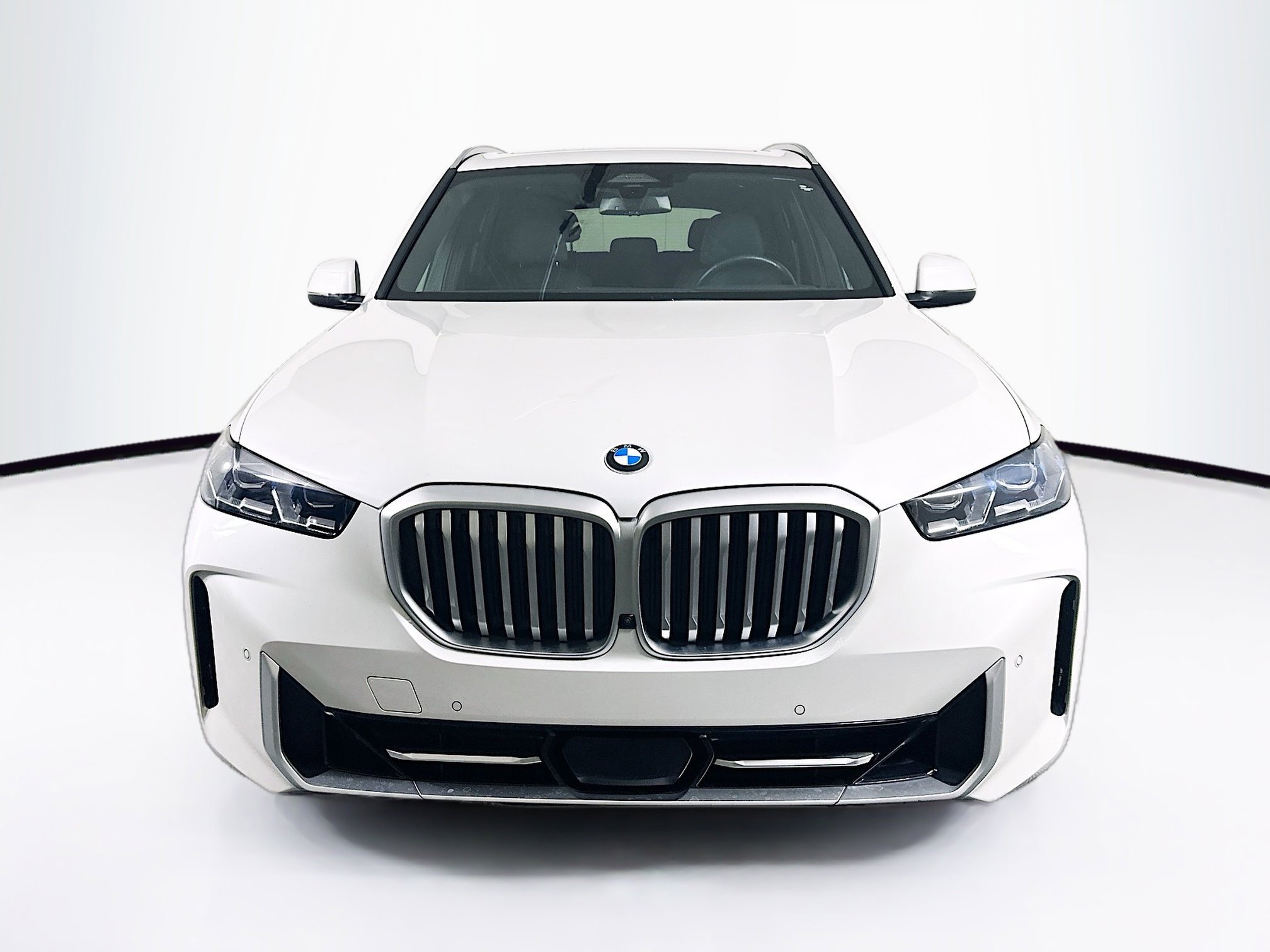 Used 2024 BMW X5 sDrive40i image 2