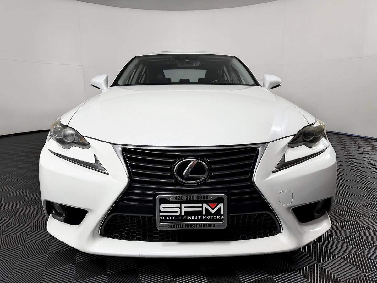 Used 2014 Lexus IS 250 w/ Luxury Package w/Gray Wood RWD image 4