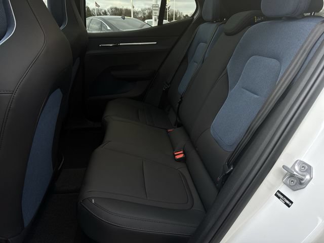 New 2026 Volvo EX30 Cross Country Ultra w/ Protection Package Premier AWD/4WD image 26