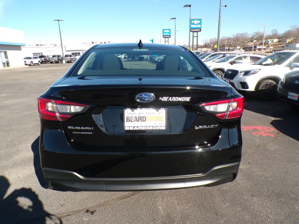 Used 2025 Subaru Legacy Premium image 3