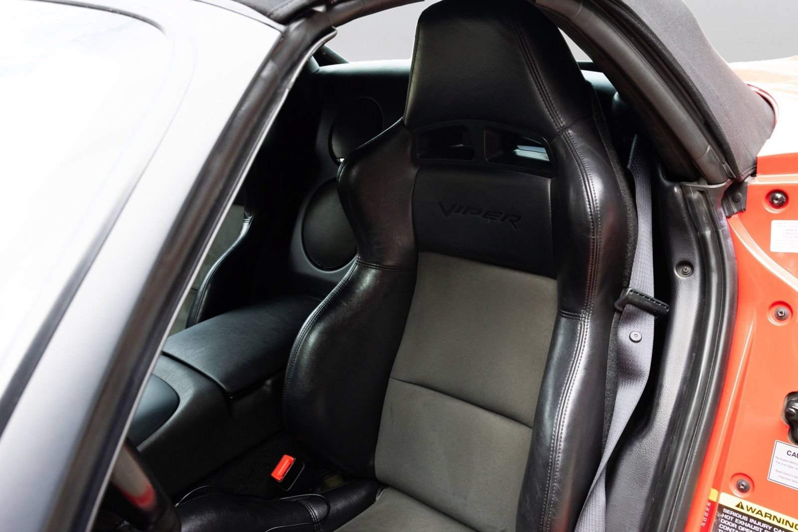 Used 2004 Dodge Viper SRT-10 RWD image 21
