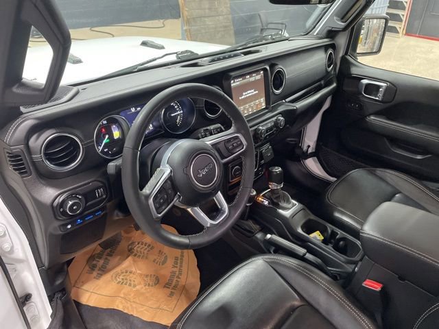 Used 2023 Jeep Wrangler Unlimited Sahara w/ Cold Weather Group image 10