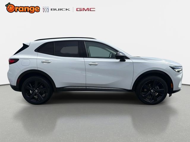 Used 2022 Buick Envision Essence w/ Sport Touring Package FWD image 2