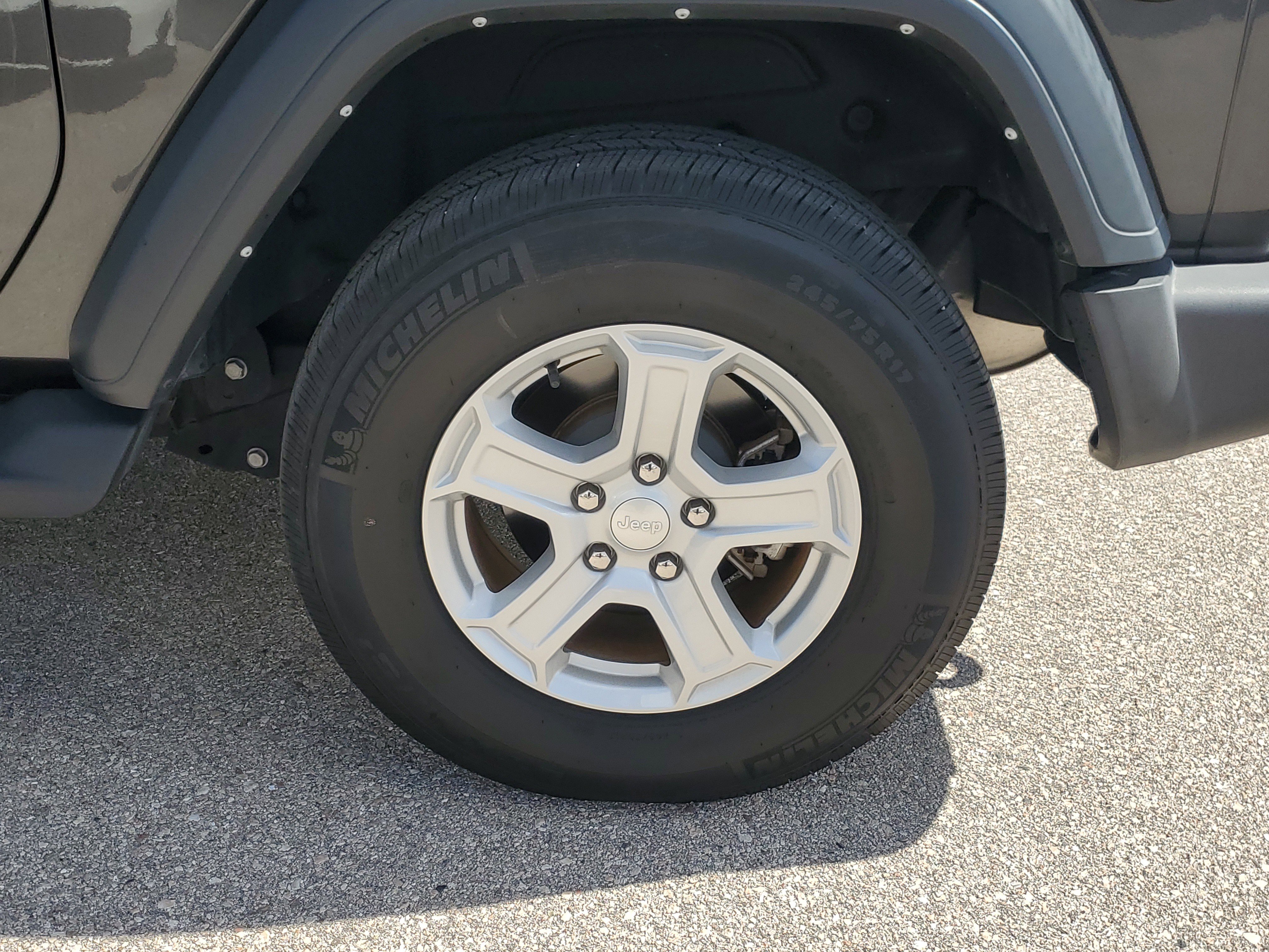 Used 2022 Jeep Wrangler Sport S image 10