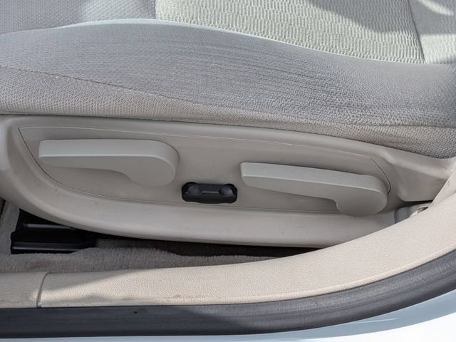 Used 2016 Chevrolet Impala Limited LS FWD image 15