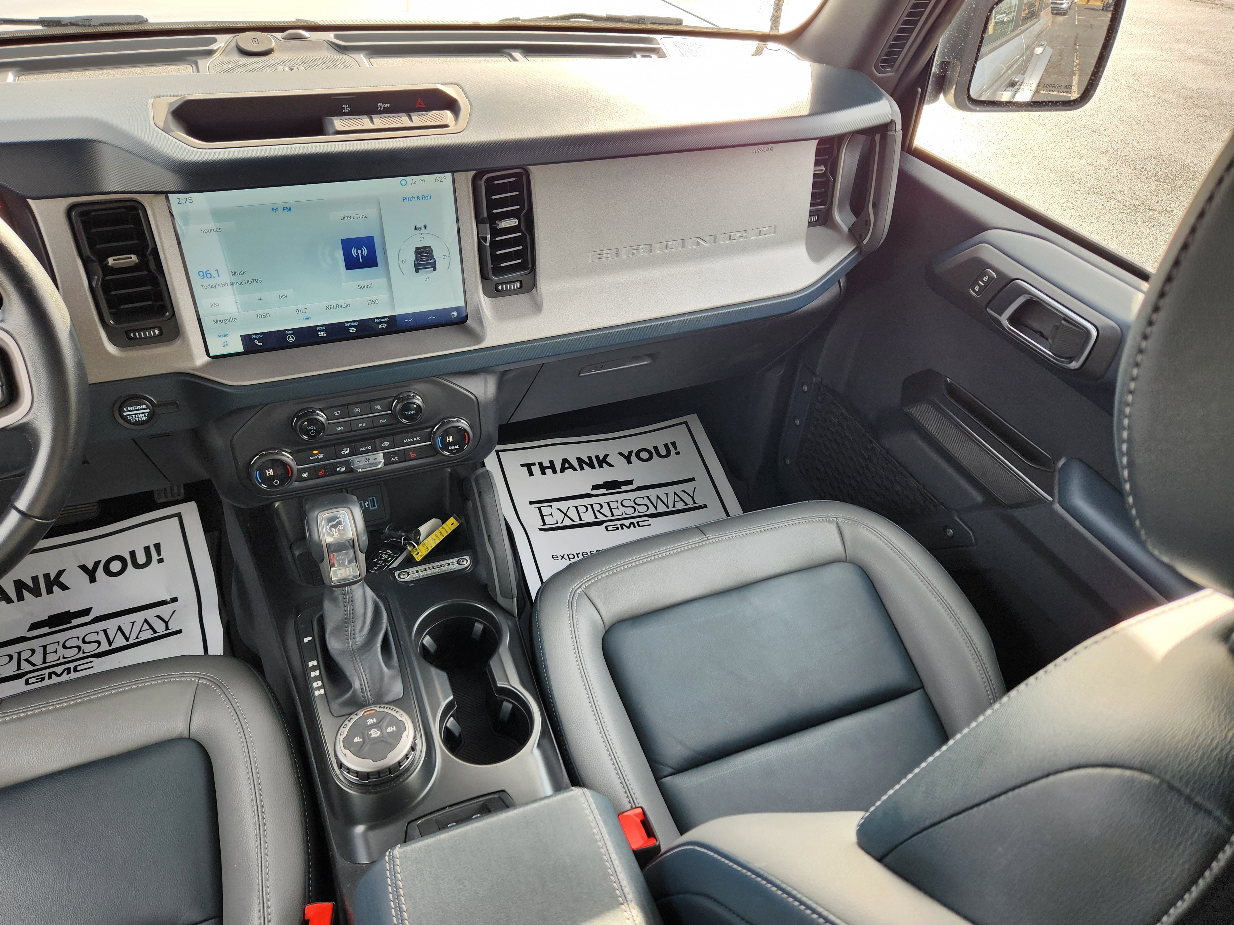 Used 2024 Ford Bronco Outer Banks image 17