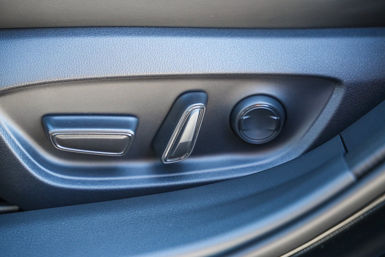 New 2026 Toyota Prius Plug-In Hybrid image 22