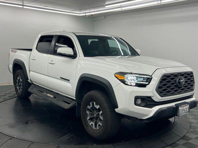 Certified 2023 Toyota Tacoma TRD Off-Road image 2