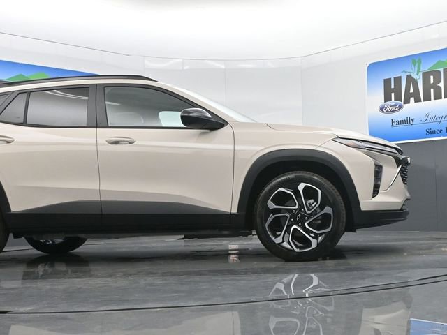 New 2026 Chevrolet Trax RS w/ Driver Confidence Package image 21