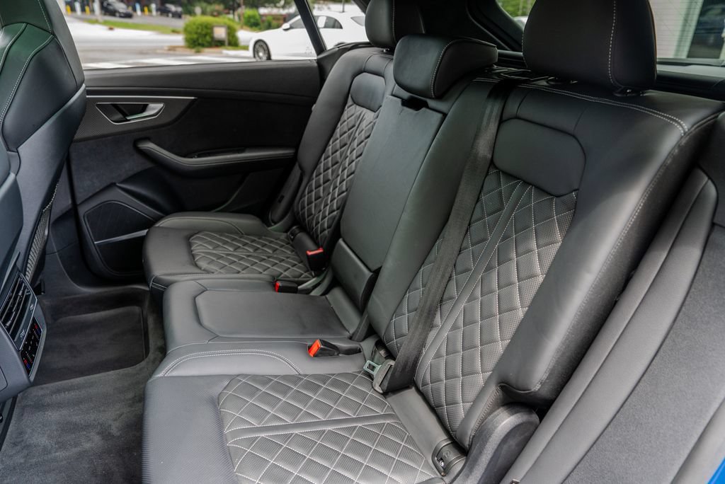 Used 2024 Audi SQ8 Prestige w/ Prestige Package AWD/4WD image 21