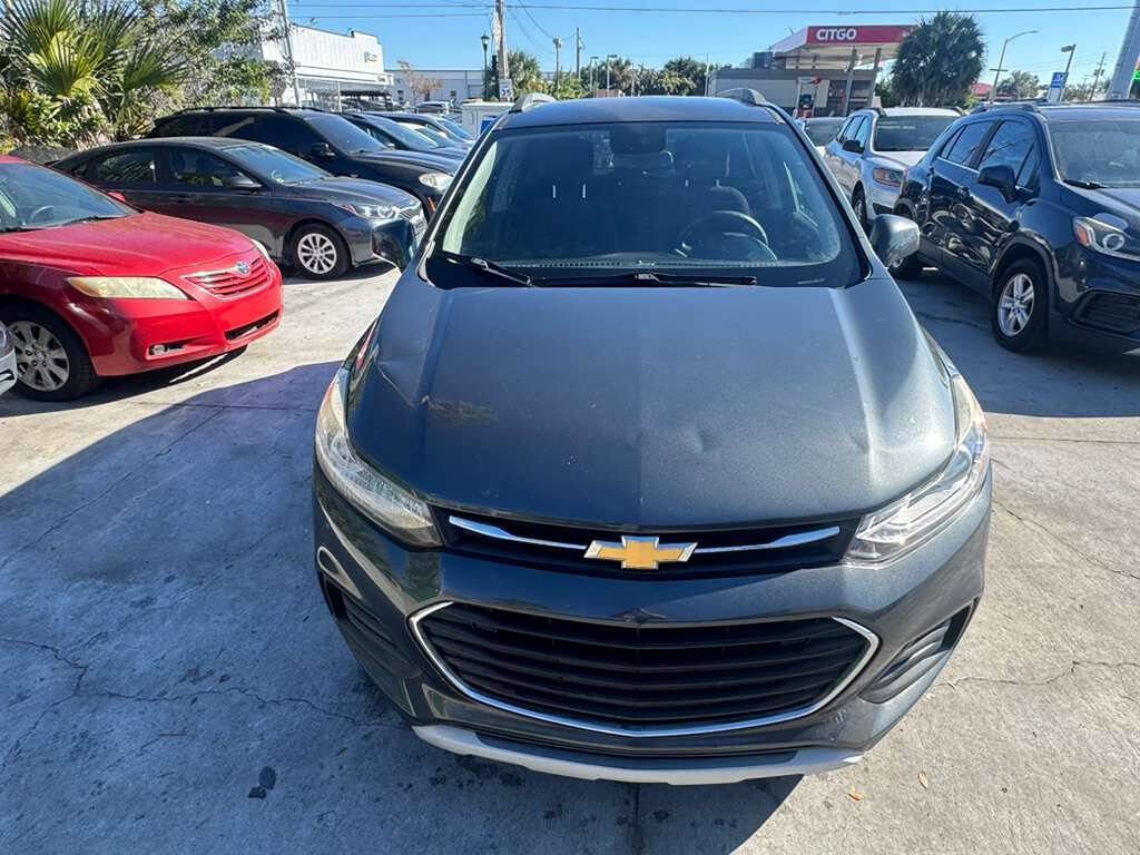 Used 2017 Chevrolet Trax LT image 1