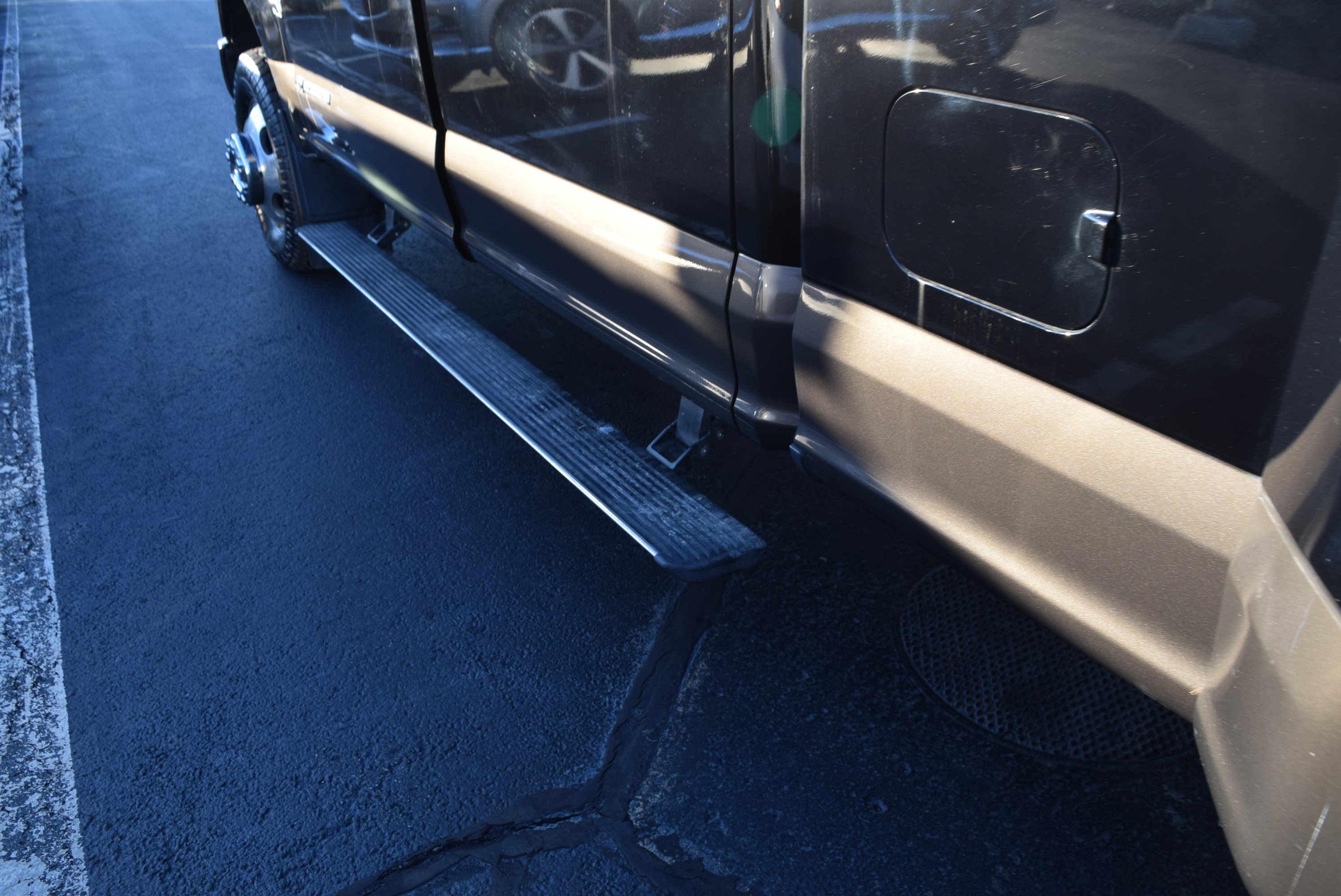 Used 2017 Ford F350 King Ranch w/ King Ranch Ultimate Package image 8