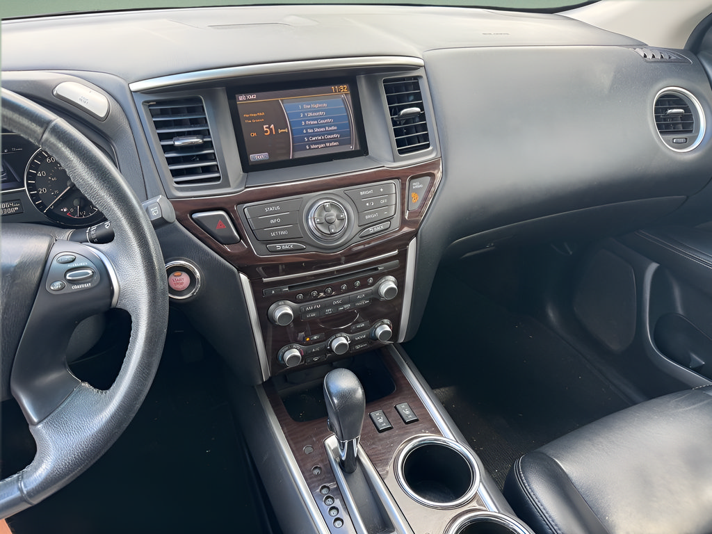 Used 2015 Nissan Pathfinder SL w/ Cargo Package FWD image 29