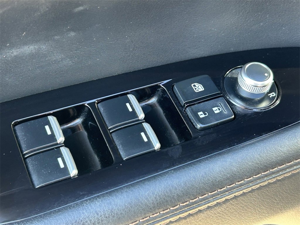 Used 2023 MAZDA CX-5 AWD 2.5 S w/ Premium Package image 18