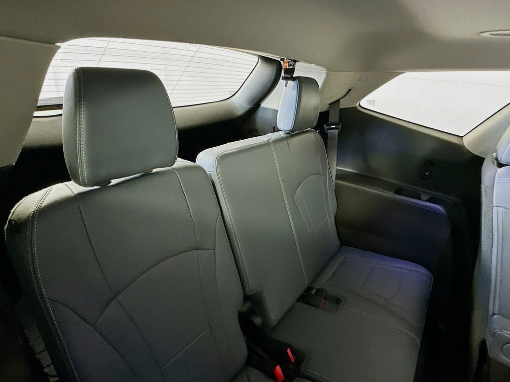 Used 2019 Buick Enclave Premium w/ Experience Buick Package image 28