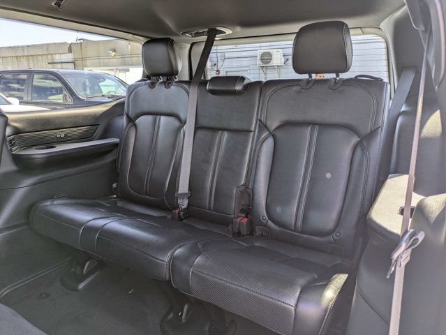 Used 2022 Jeep Wagoneer Series II RWD image 15