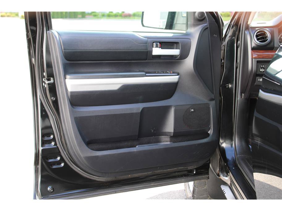 Used 2016 Toyota Tundra Limited w/ Limited Premium Package AWD/4WD image 7