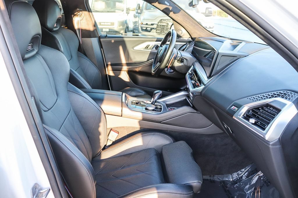 Used 2023 BMW XM AWD/4WD image 19