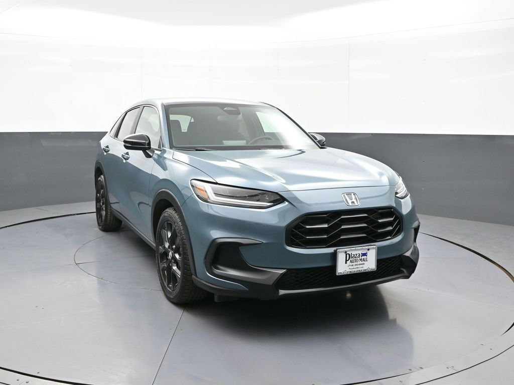 Certified 2025 Honda HR-V Sport image 3