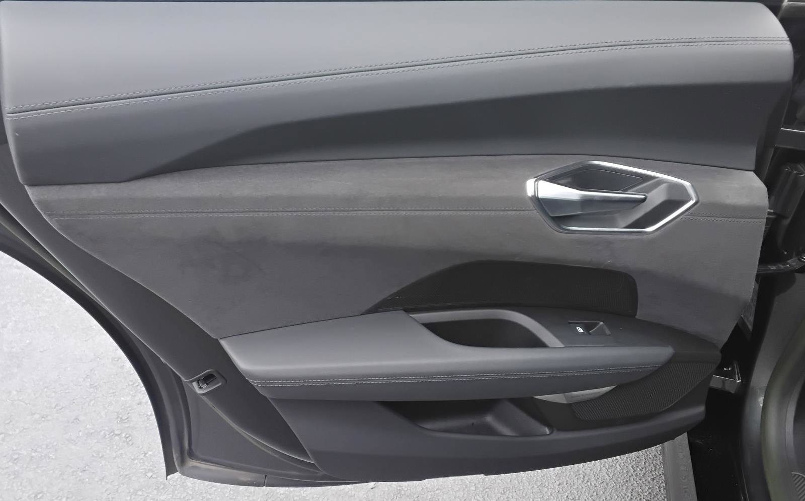 Used 2023 Audi RS e-tron GT w/ Ceramic Brake Package image 20